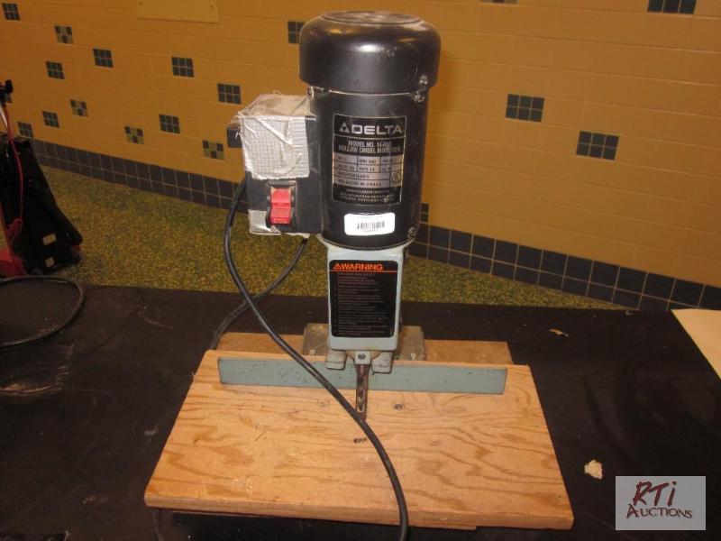 lot 100 image: Dewalt Hollow Chisel Mortiser, working condit...