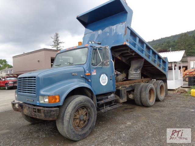 lot 19 image: 1991 IH 4900 TA Dump Truck, VIN 1HT5HPBR3MH...