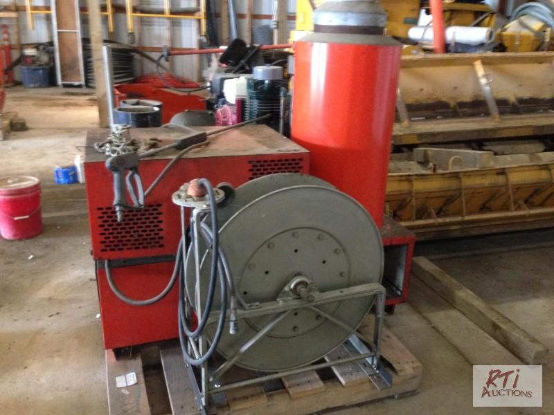 lot 38 image: ALKOTA Mo. 5231 Gas fired pressure washer wh...