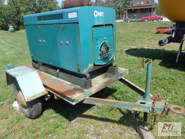 lot 41 image: ONAN 15KW GEN-SET, SN 107132712. Gas engine,...