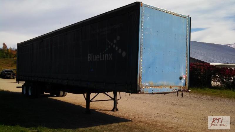 lot 15 image: 1996 Utility curtainside trailer, 48 ft, 102 ...
