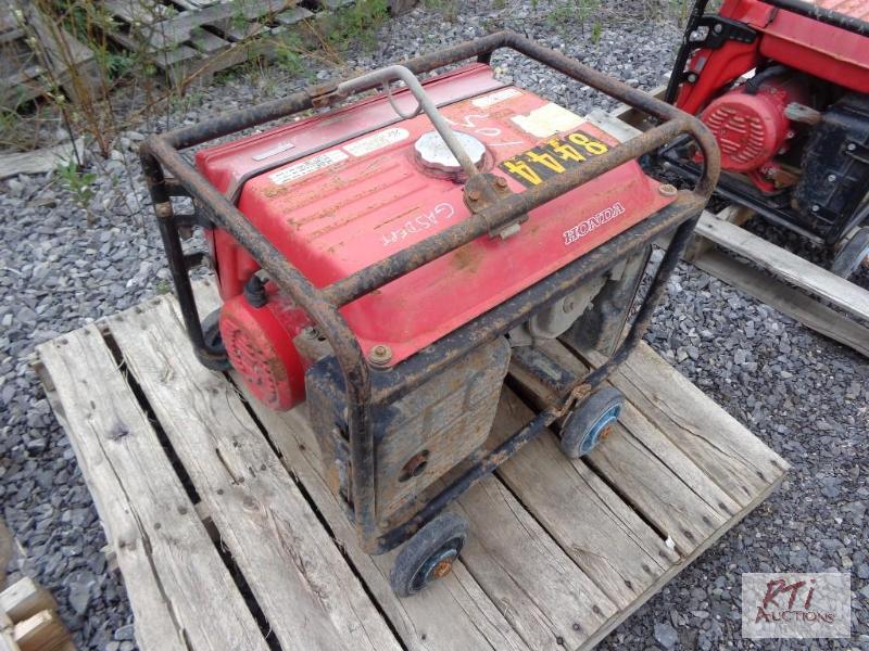 lot 105 image: Honda EB 5000X generator (engine stuck)...
