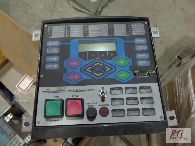 lot 64 image: 7 KYLE F6 recloser controls (defective)...