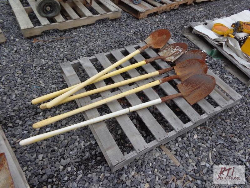 lot 89 image: 5 round point shovels...