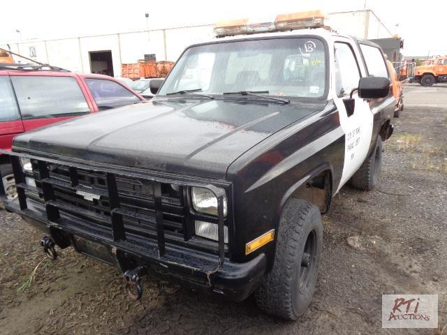 lot 18 image: 1986 CHEVY BLAZER, 4WD, VIN 1G8ED18J4GF17819...