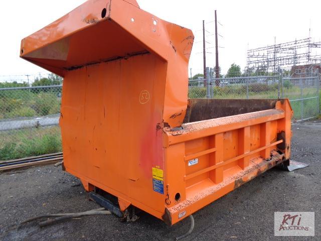 lot 52 image: R&ampS 10ft Dump body whoist. Item sold AS ...