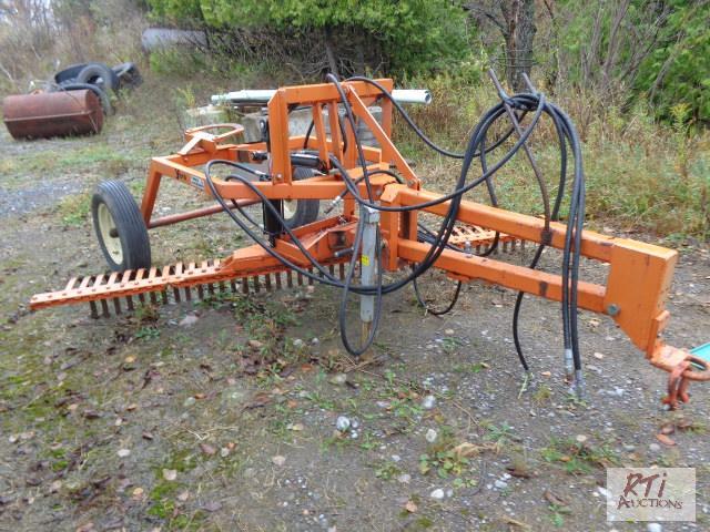 lot 37 image: YORK Mo. HT Stone Rake, SN 640. Hydraulicall...