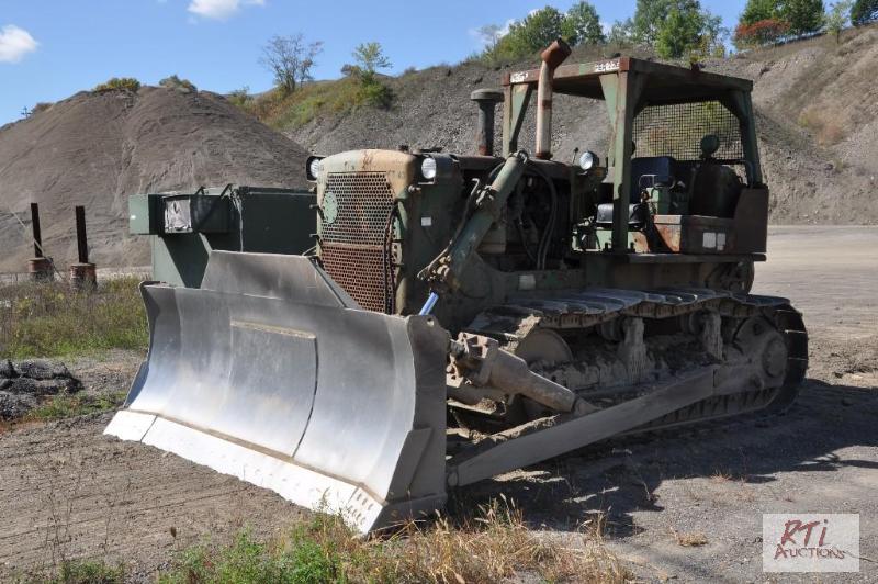 lot 38 image: 1965 CATERPILLAR D7E Dozer, SN 75E174. ROPS ...