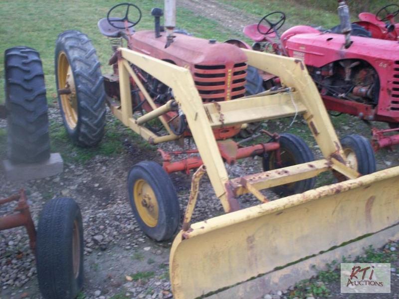lot 58 image: Massey Harris 44 with wide front end and blad...