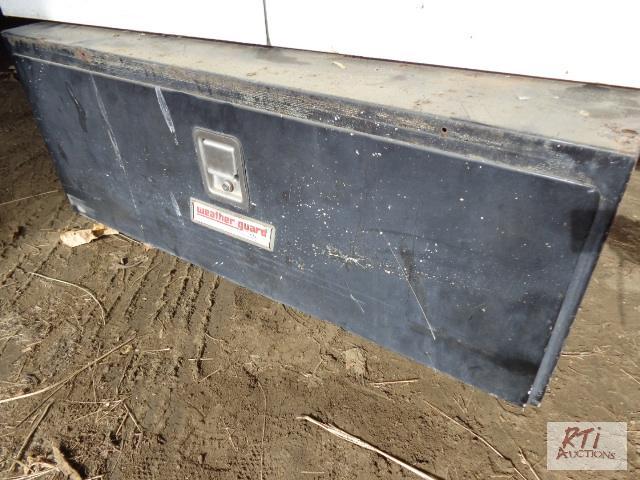 lot 91 image: WEATHER GUARD 4 ft side tool box. Buyer is re...