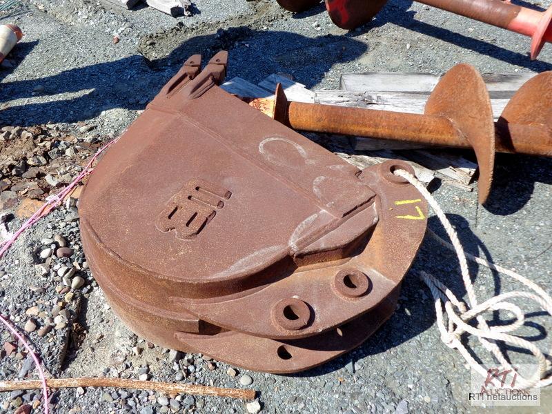 lot 17 image: Wain Roy 15 inch frost bucket,...