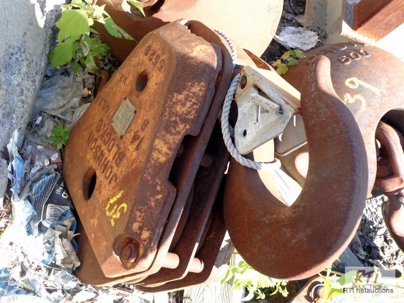 lot 37 image: Johnson 20 ton 14 inch block,...