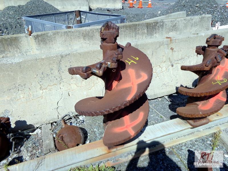 lot 46 image: 5 auger bits 24 inch, 18 inch, 36 inch, 20 in...