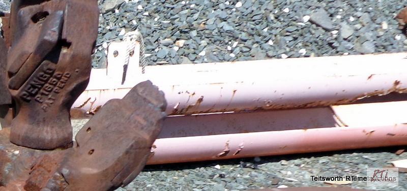 lot 52 image: 2 pipe carriers,...