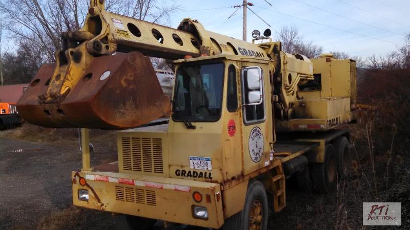 lot 31 image: 1991 GRADALL TA 660E Truck Excavator, VIN 1...