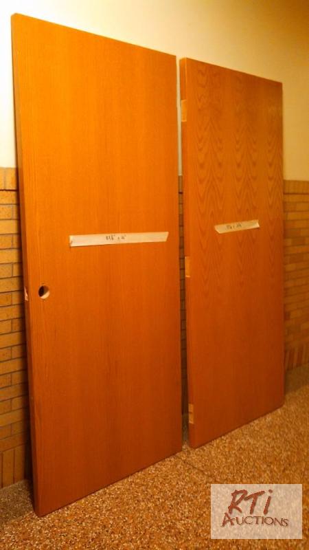 lot 51 image: (10) solid core doors with Oak veneer each ap...