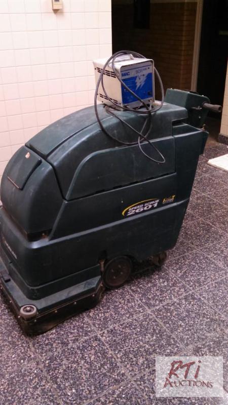 lot 56 image: Nobles 2601 Speed Scrubber includes charger a...