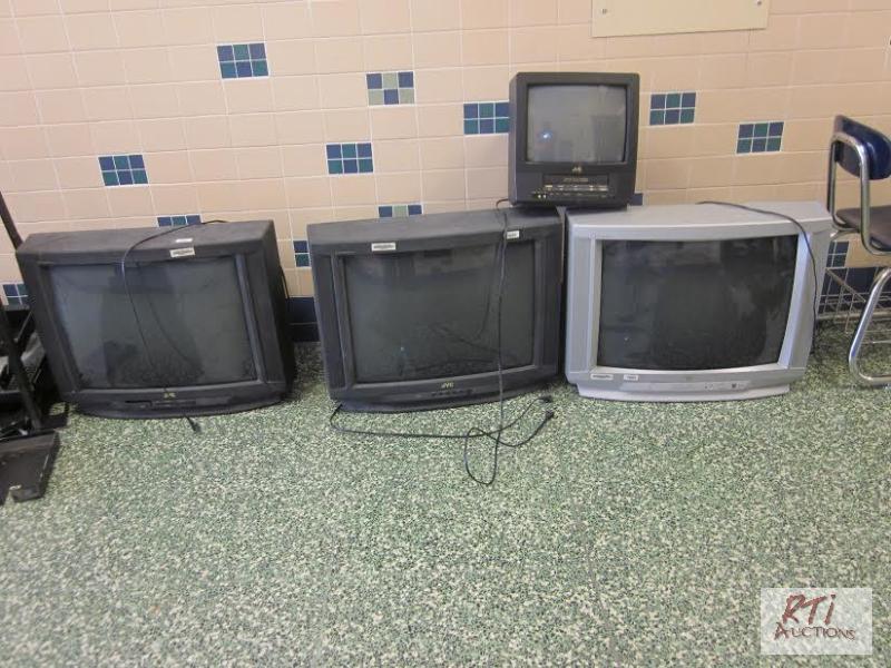 lot 111 image: (3) JVC TVs, (1) JVC 13 TVVCR combo, working...