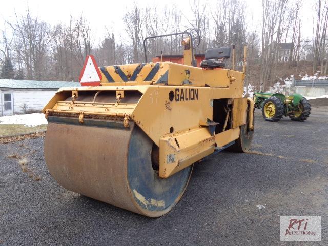 lot 30 image: GALION S 10-14 A Double drum Static Roller, C...