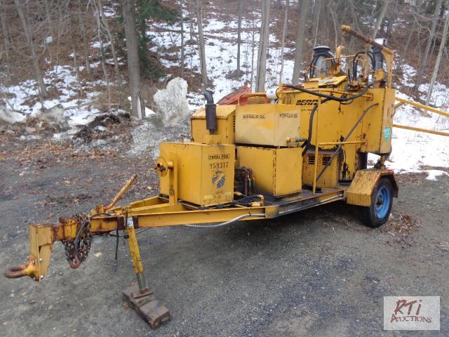 lot 38 image: BERRY trailer mounted Crack-Filler, 2-cylinde...