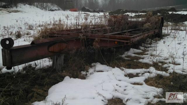 lot 62 image: Older model heavy duty single axle trailerwa...