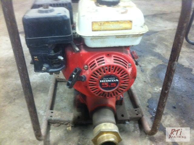 lot 73 image: Homelite 3 mud pump Honda engine runs and pum...