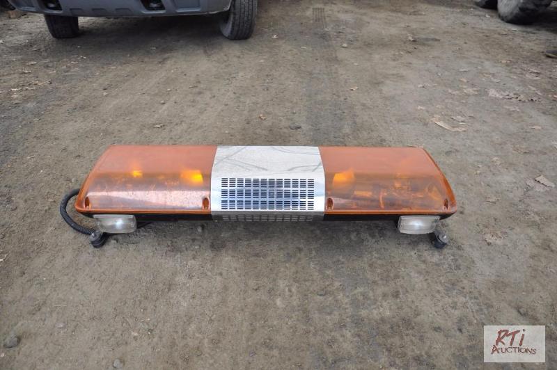 lot 77 image: One Amber Rotating Light. As-is. Town of New ...