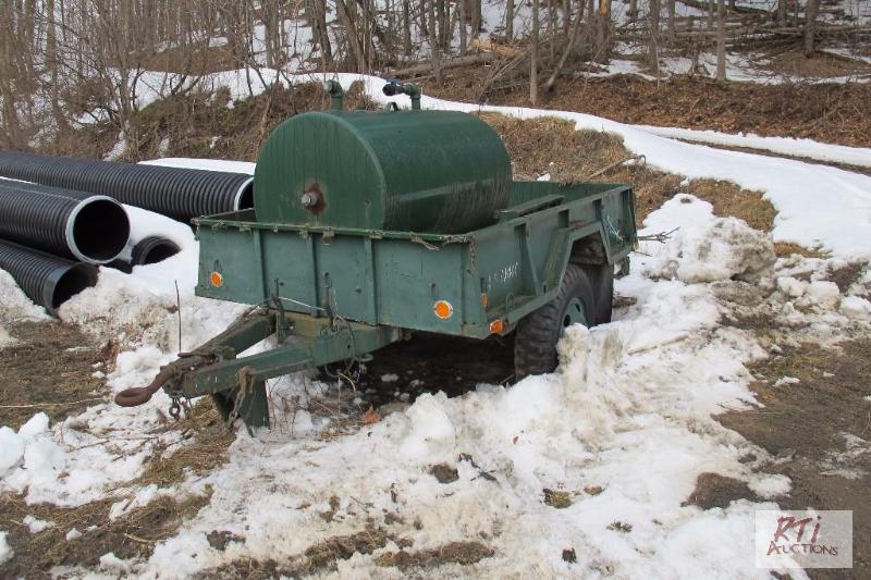 lot 79 image: 1 &frac14 Ton Army Trailer with 500 gallon s...