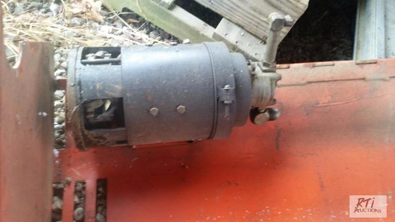 lot 82 image: Electric Hydraulic pump. As-is, Buyer is resp...