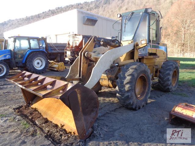 lot 17 image: Kawasaki 60Z II Wheel Loader, SN 6001 0179. ...