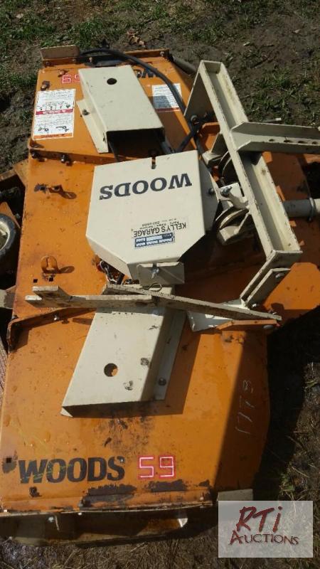 lot 32 image: Woods 59 belly mower real nice shape. As-is, ...