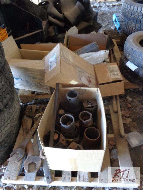 lot 32 image: (2) Pallets consisting of inner tubes, old wr...