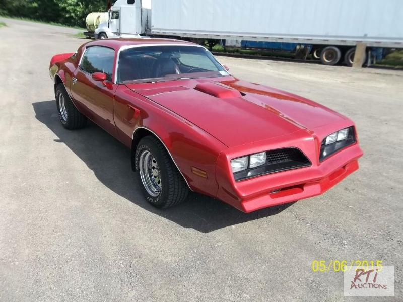 lot 6 image: 1977 Pontiac Trans Am, 56790 miles, Frame off...