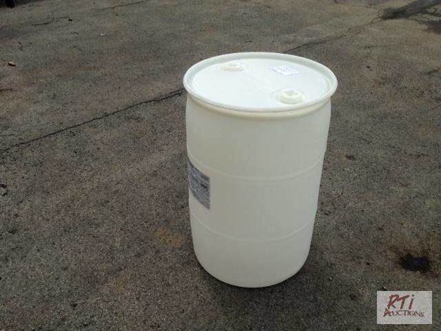 lot 43 image: (10) 55 gallon empty plastic barrels, had con...