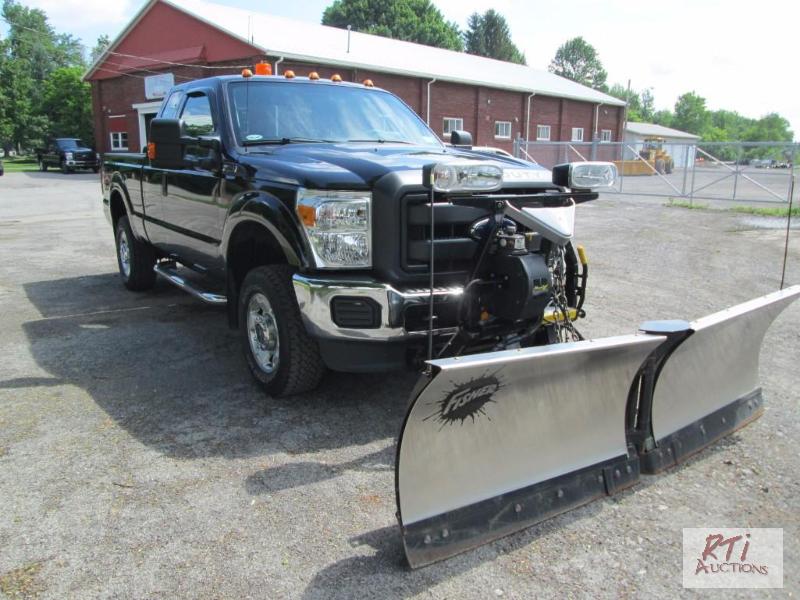 lot 5 image: 2012 Ford F250SD XL 4WD Supercab Pickup, VIN#...