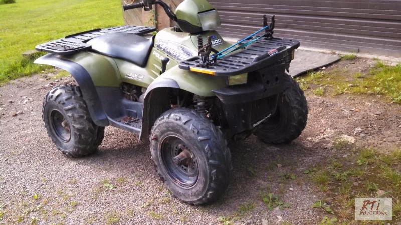 lot 14 image: 2001 Polaris Sportsman