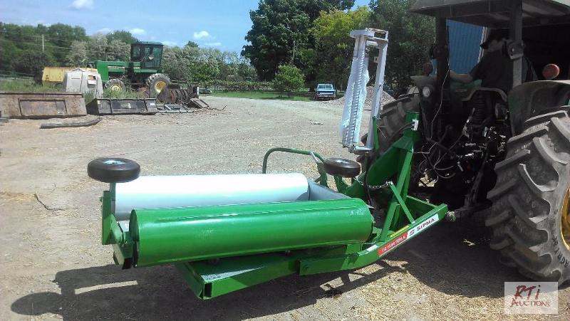 lot 25 image: 2015 Sipma 7500 Round Baler Wrapper