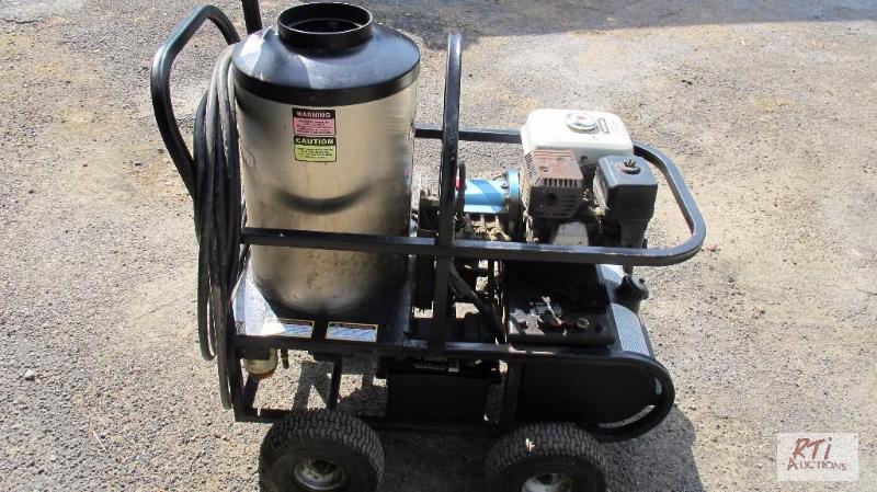 lot 49 image: 1999 Simpson Hot Water Pressure Washer