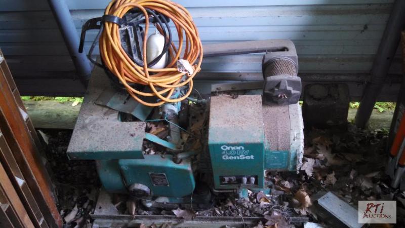 lot 55 image: Onan Genset