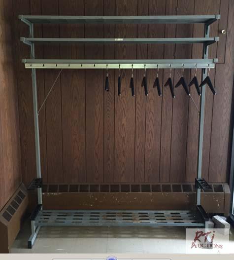 lot 63 image: Metal Coat Rack