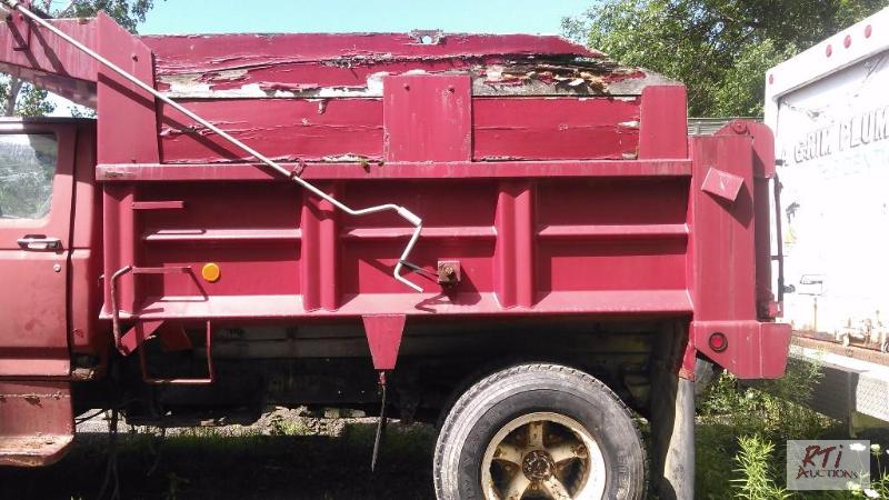lot 75 image: 10ft Dump Body