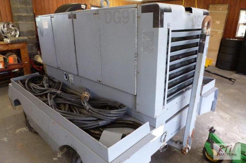 lot 24 image: 1986 Hollingsworth am 32A86D diesel generato...