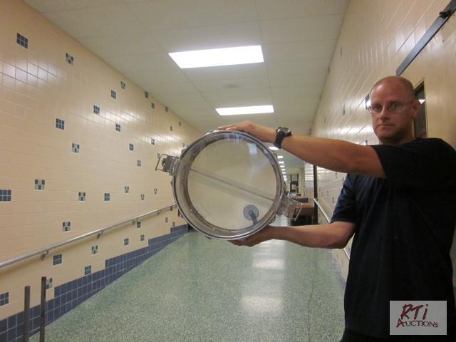 lot 47 image: (3) Ludwig snare drums, broken springs. All e...