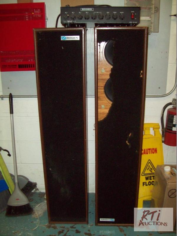 lot 49 image: Bogen CHS 100B amplifier wspeakers, up to 4 ...
