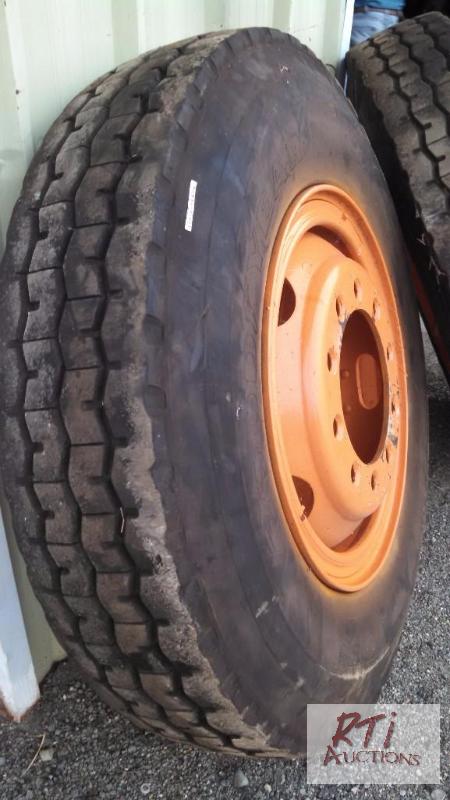 lot 59 image: (2) Goodyear 286 Unisteel 12Rx24 NEW tires on...
