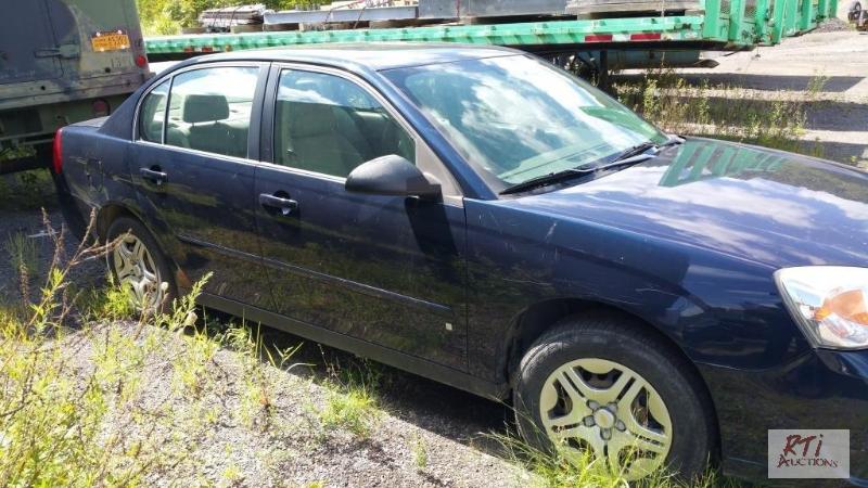 lot 12 image: 2007 Chevy Malibu, VIN 1G1ZS57F17F270833, AC...