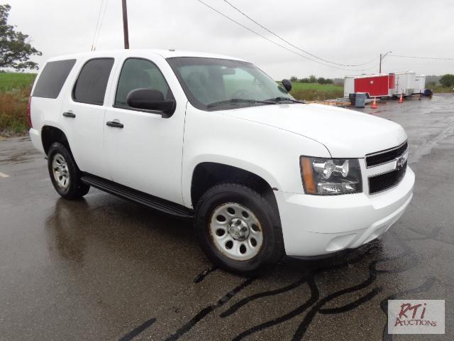 lot 9 image: 2009 Chevy Tahoe 4WD, VIN 1GNFK03019R245325....