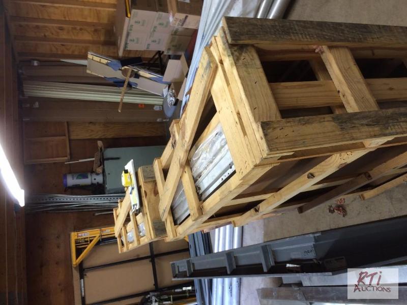lot 55 image: Skylight, Double layer white poly bubbles 53...