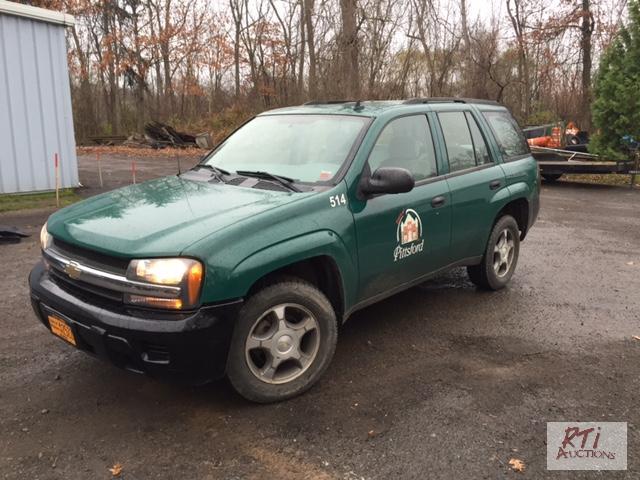 lot 4 image: 2008 Chevrolet Trailblazer 4DR, 2WD, VIN# 1GN...