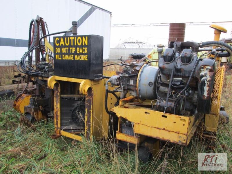 lot 19 image: Homemade belt driven shoulder machine, powere...